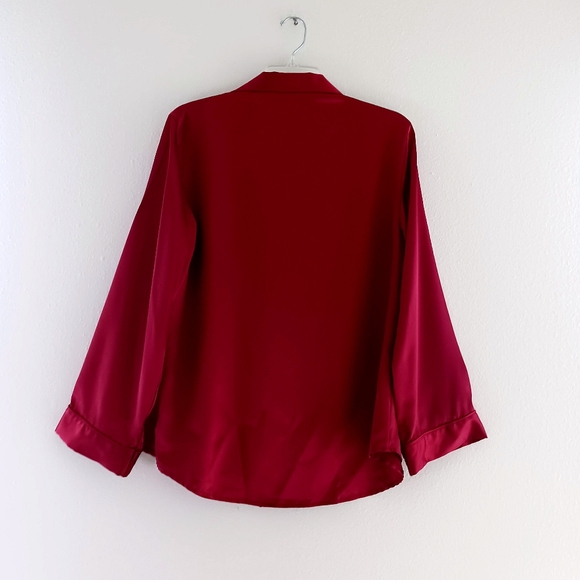 Vintage Victoria's Secret Satin Pajama Top, size S - Picture 11 of 13